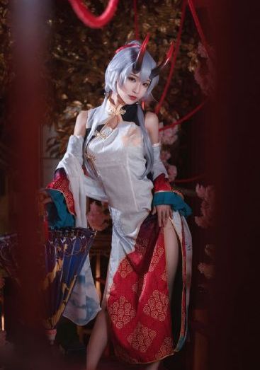 亚洲综合超碰制服_在线观看