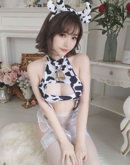 日本无码丰满自慰喷水呻吟_720手机在线观看